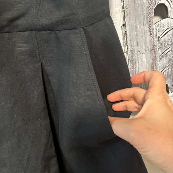 Parker NY Black Linen High Neck Sleeveless Back Tie Pleated Shorts Romper NWT - Picture 5 of 9